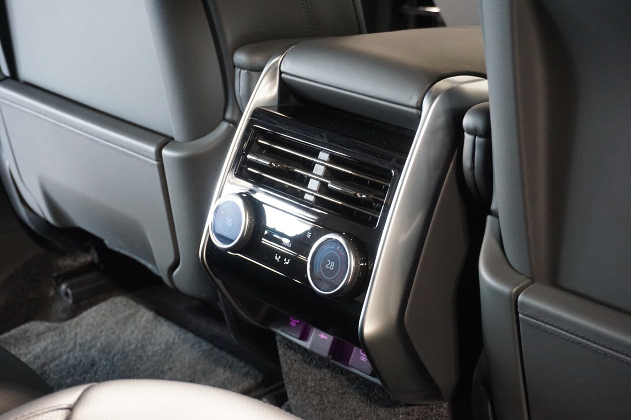 Land Rover Range Rover 3.0 P400 MHEV Autobiography SUV 5dr Petrol Auto 4WD Euro 6 (s/s) (400 ps)